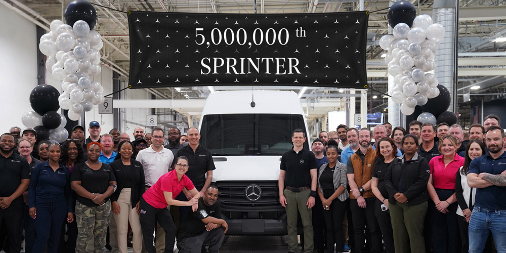30-a-os-y-5-millones-de-mercedes-benz-sprinter-viajeros
